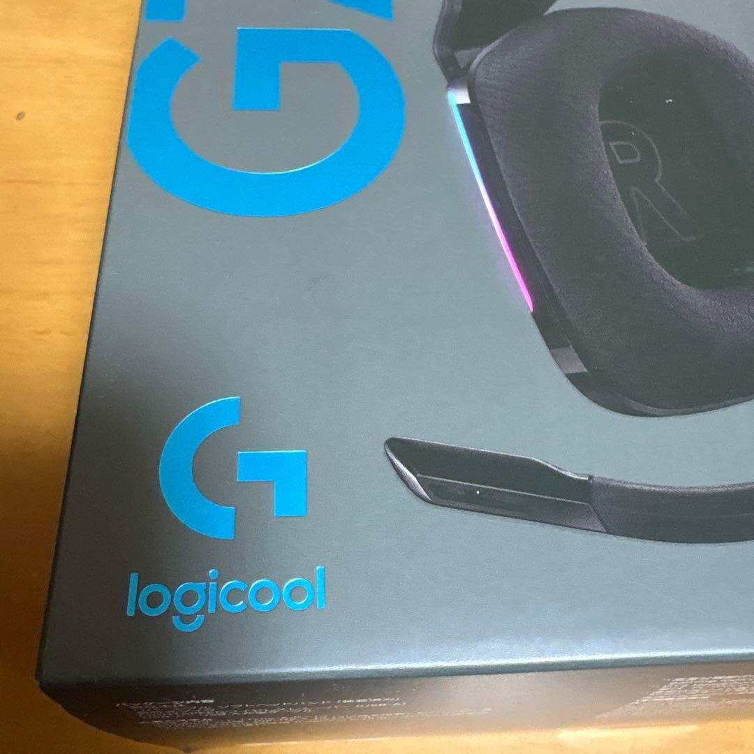 ロジクール　G733 ワイヤレスゲーミングヘッドセット