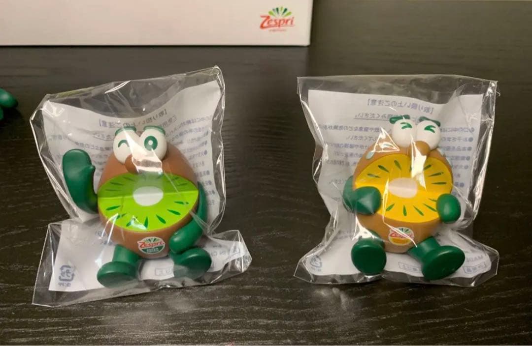 ★希少❗️レッド入り❗️当選品キウイブラザーズ&フィギュア レッド入り★