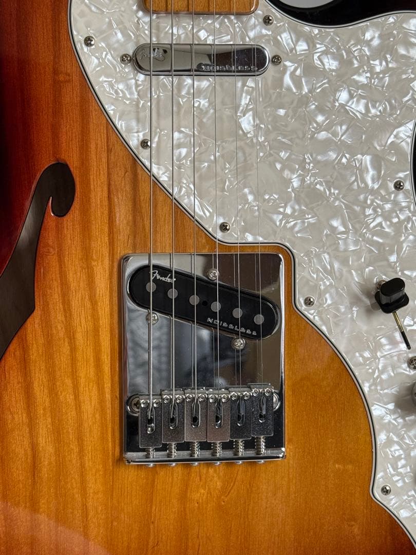 ギター Fender Vintera II60s Telecaster Thinline