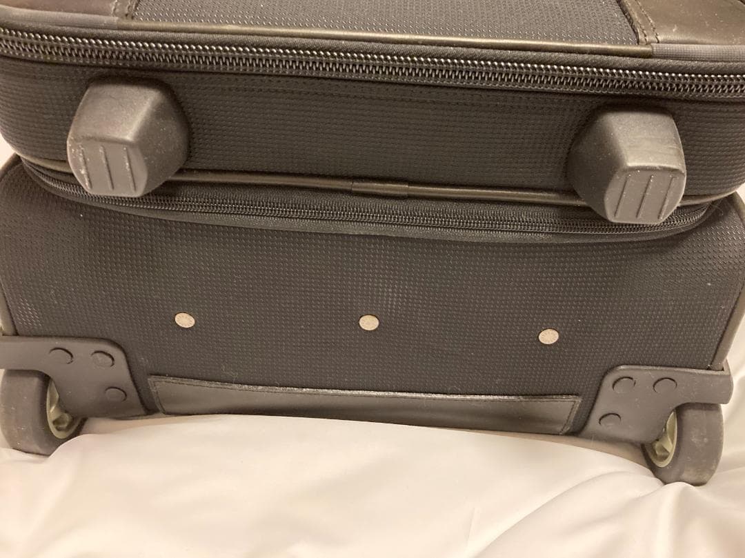 【新品】ハンティングワールド　トロリーバッグ　限定版スーツケース