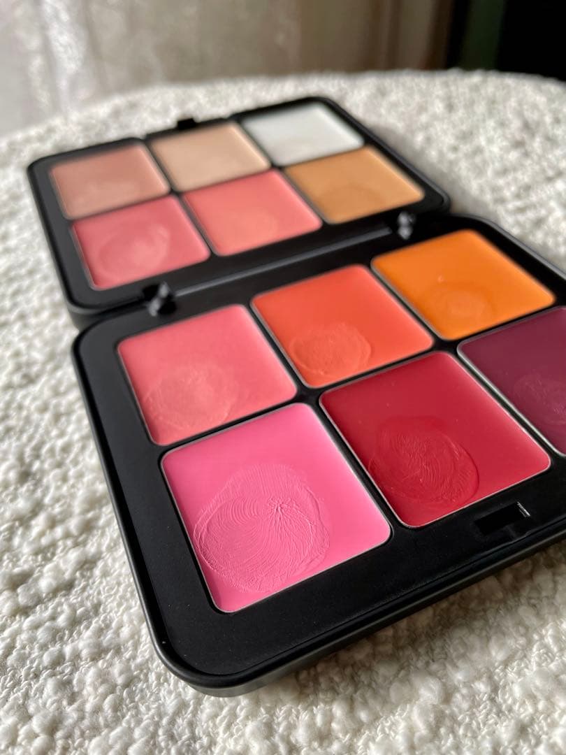 HDスキン ブラッシュ＆グロウパレット✴︎MAKE UP FOR EVER