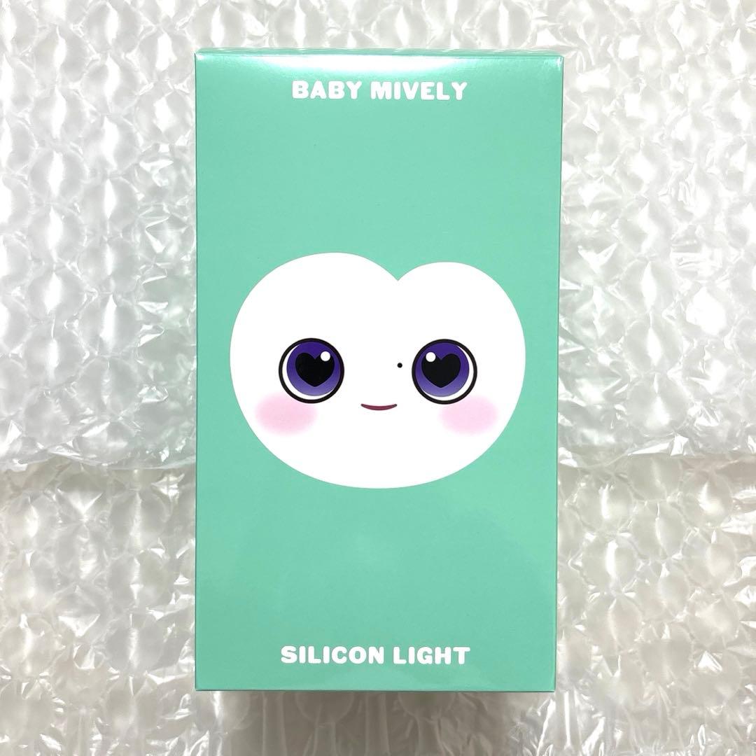 TWICE 8th 8周年　シリコン　ライト　ミナ　ミブリー　トレカ