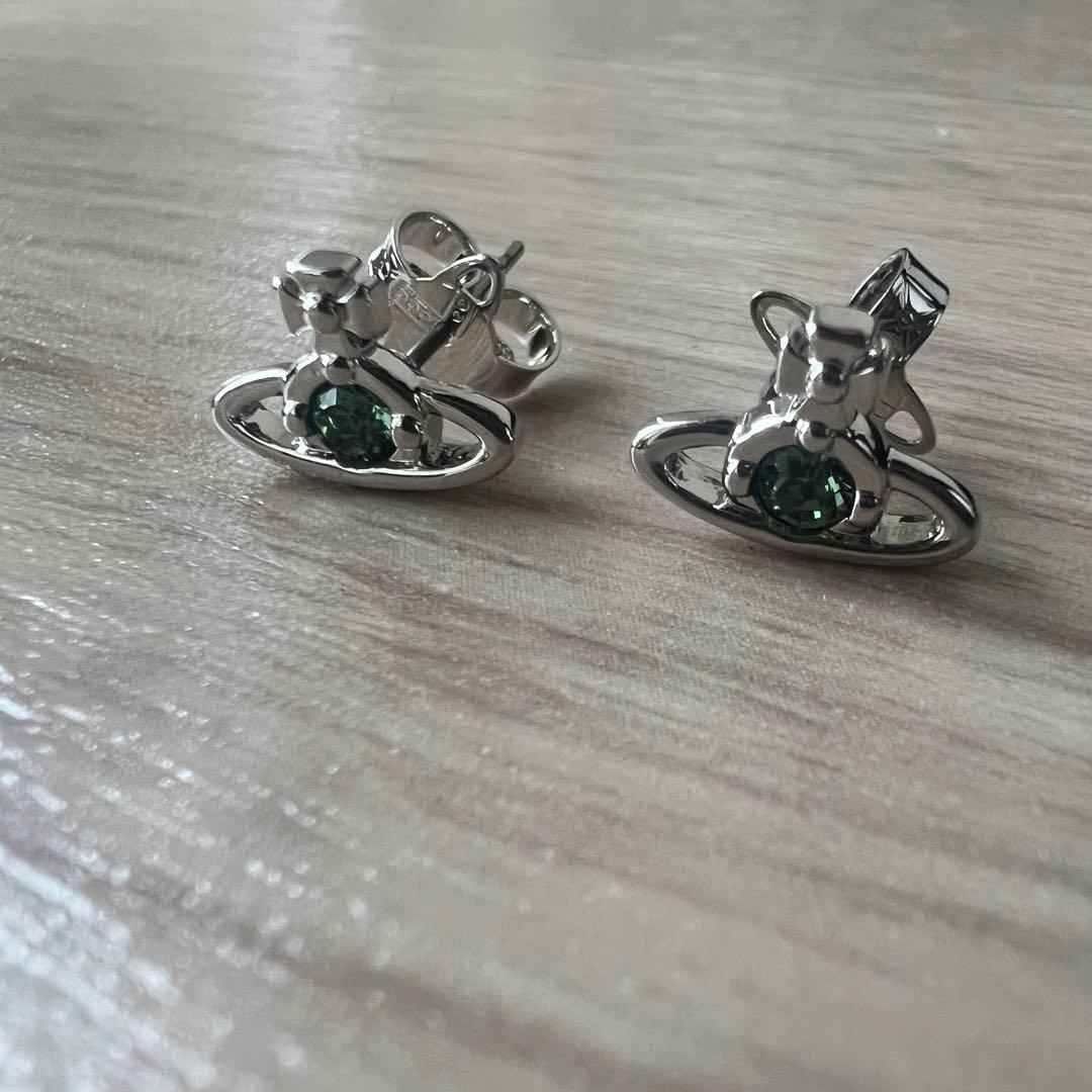 Vivienne Westwood オーブピアス シルバー