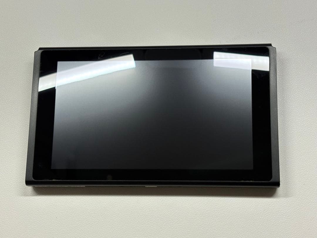 【ジョイコン無し】Nintendo Switch +グリップコントローラーfit