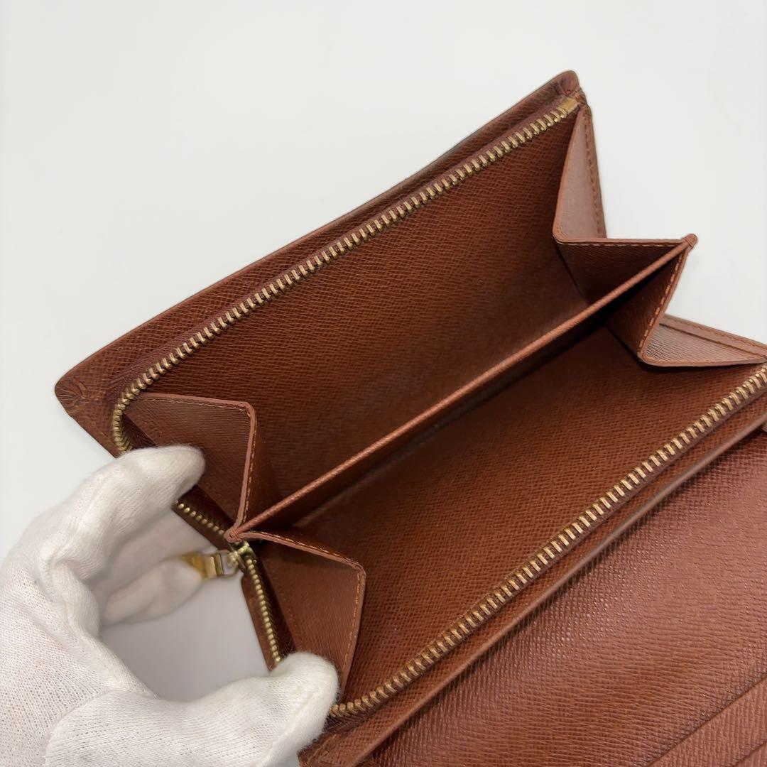 ルイヴィトン モノグラム ポルトモネ・ビエ トレゾール 二つ折り財布　コンパクト