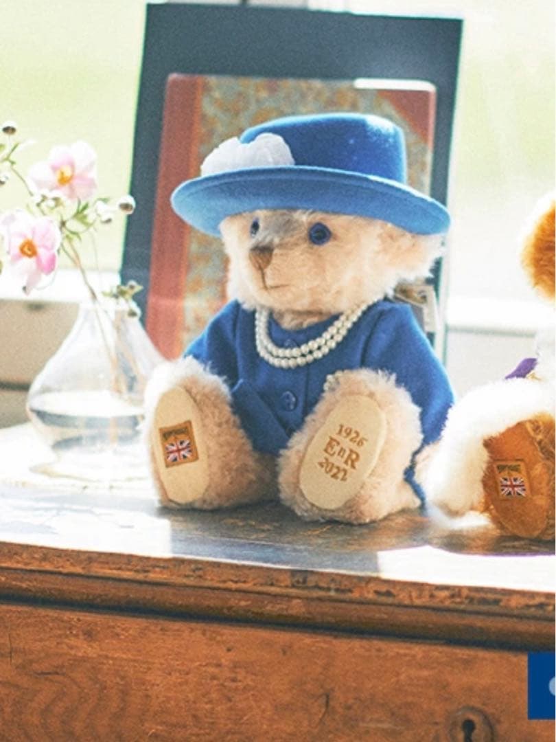 限定1926体　クイーンエリザベス2世　ぬいぐるみ
