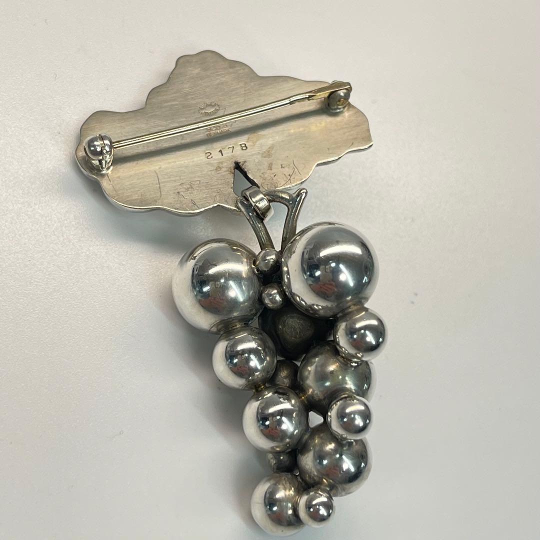   (ジョージジェンセン) 葡萄ブローチ
