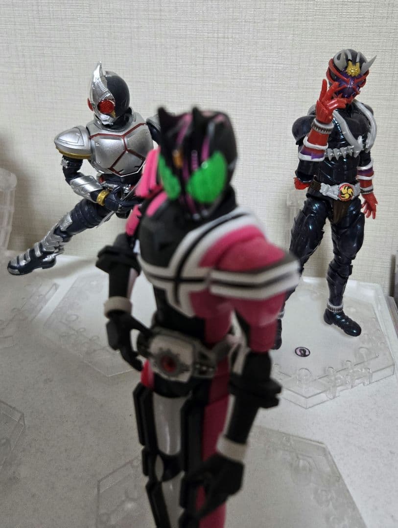 d*9様 組立済み 仮面ライダー プラモデル 平成ライダー20体