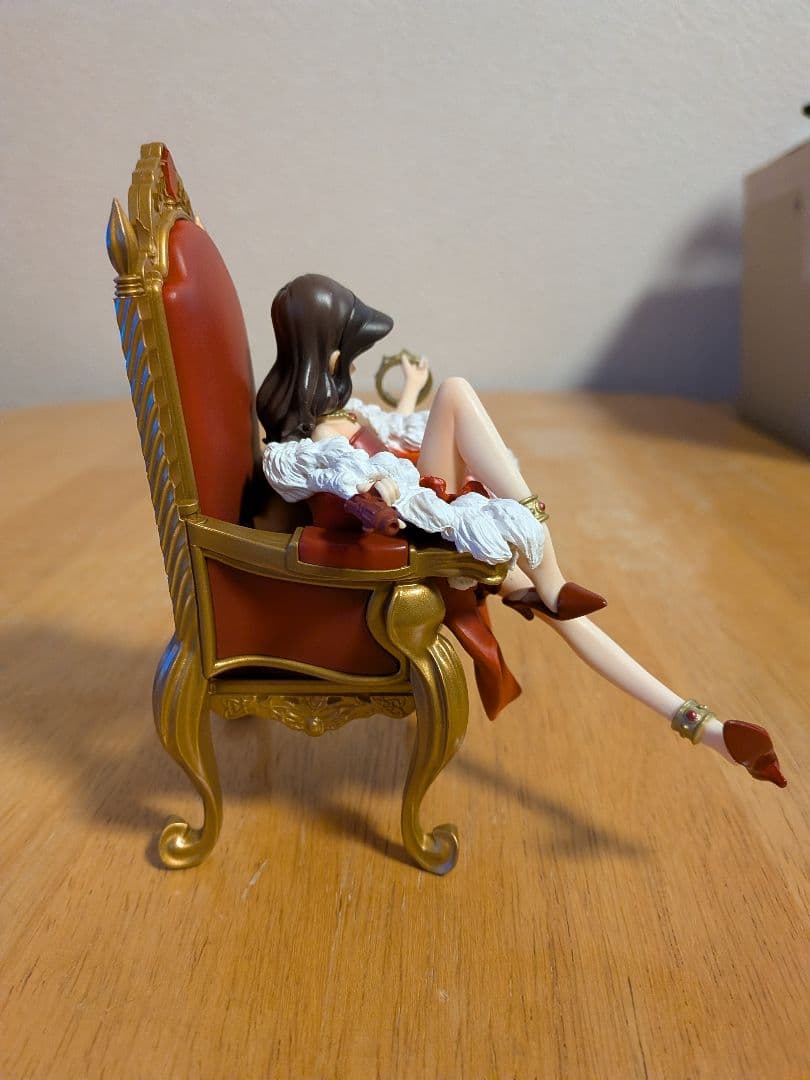 峰不二子フィギュア 　女王ver