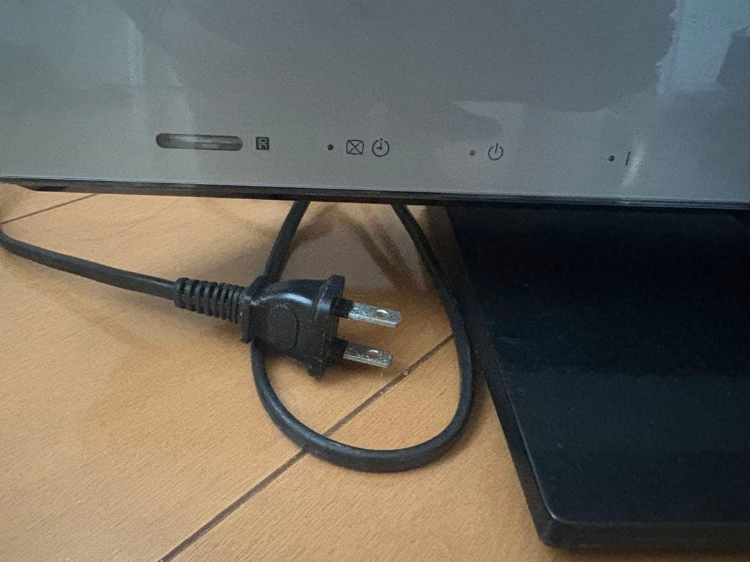 ソニーSONY テレビ　美液晶　小型コンパクト　持ち運び可能　首振り