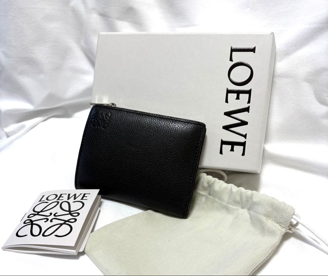 美品　LOEWE ロエベ アナグラム スリムコンパクトウォレット 二つ折り 黒