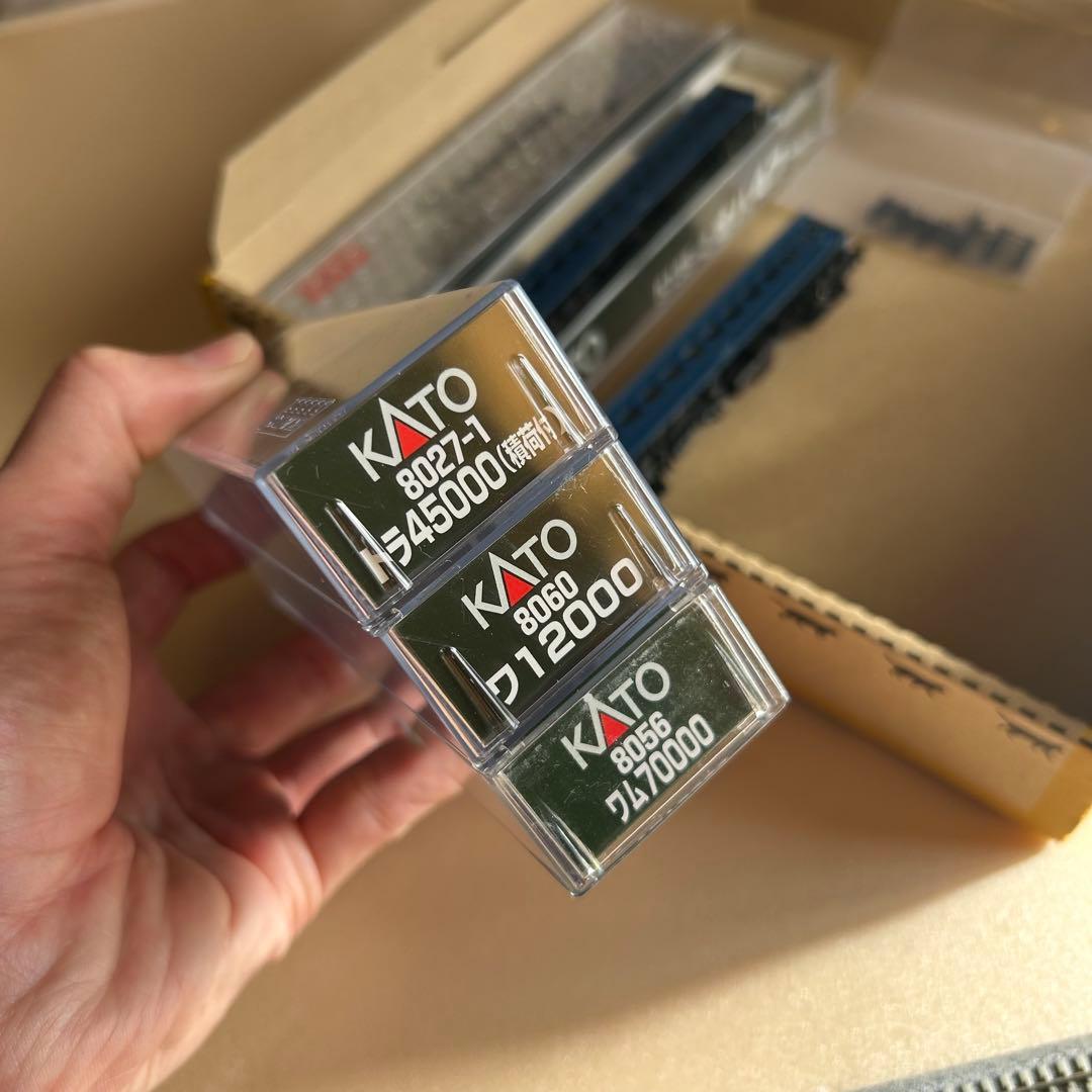 KATO C12+客車2両+貨車6両