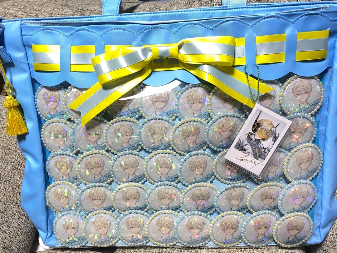 緋八マナ缶バッジ40個