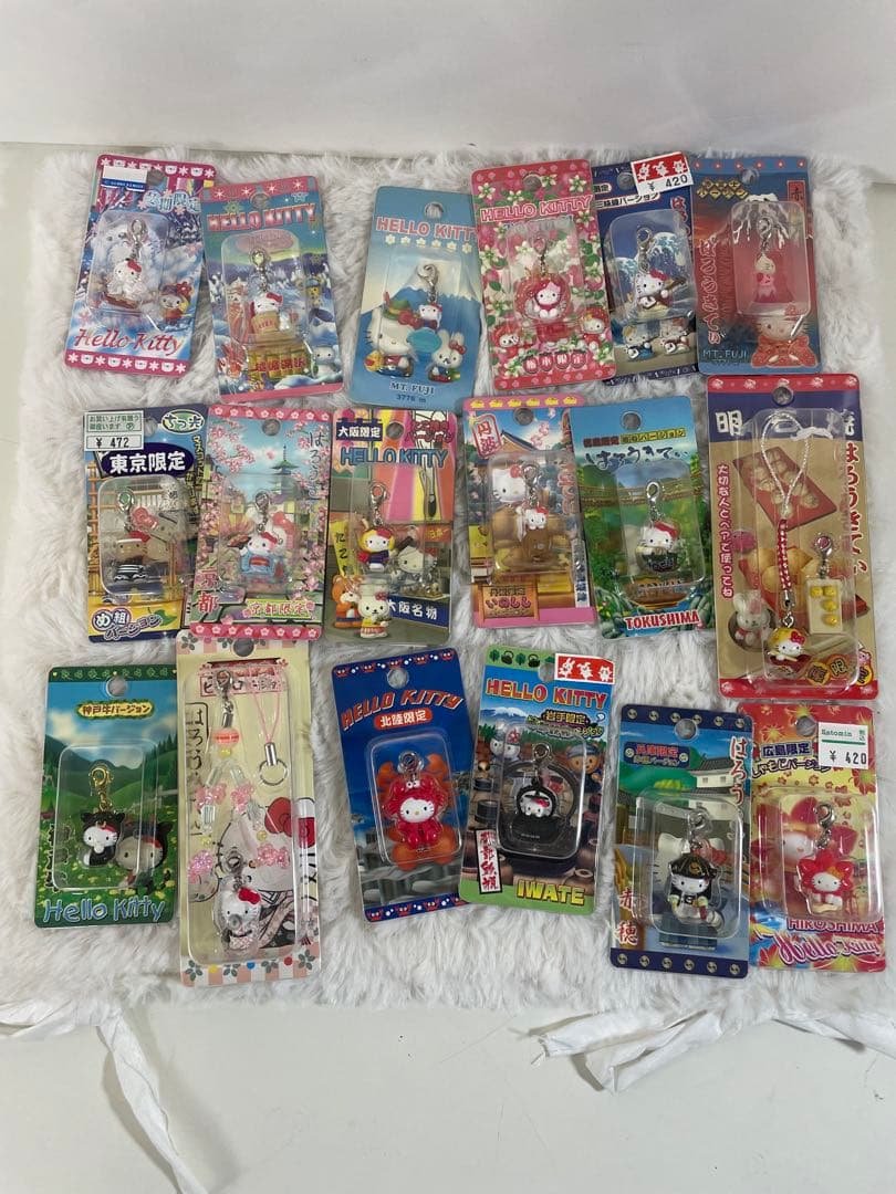 ご当地ハローキティ 根付け　大量まとめ売り　ストラップ チャーム114