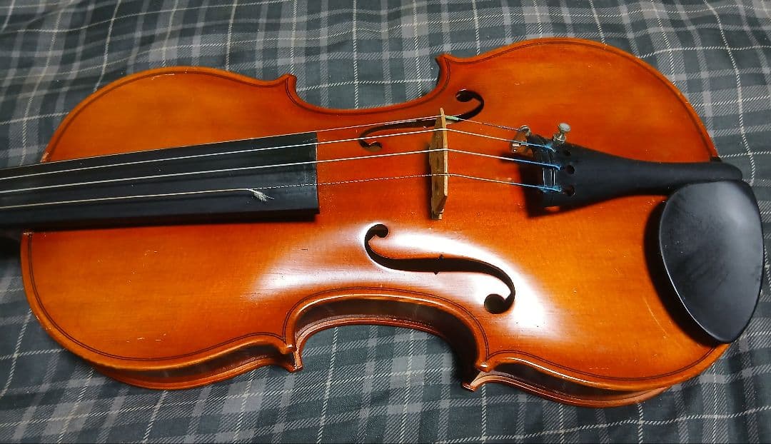 新品弦付き　鈴木バイオリン 4/4 No200 ケース 2006年