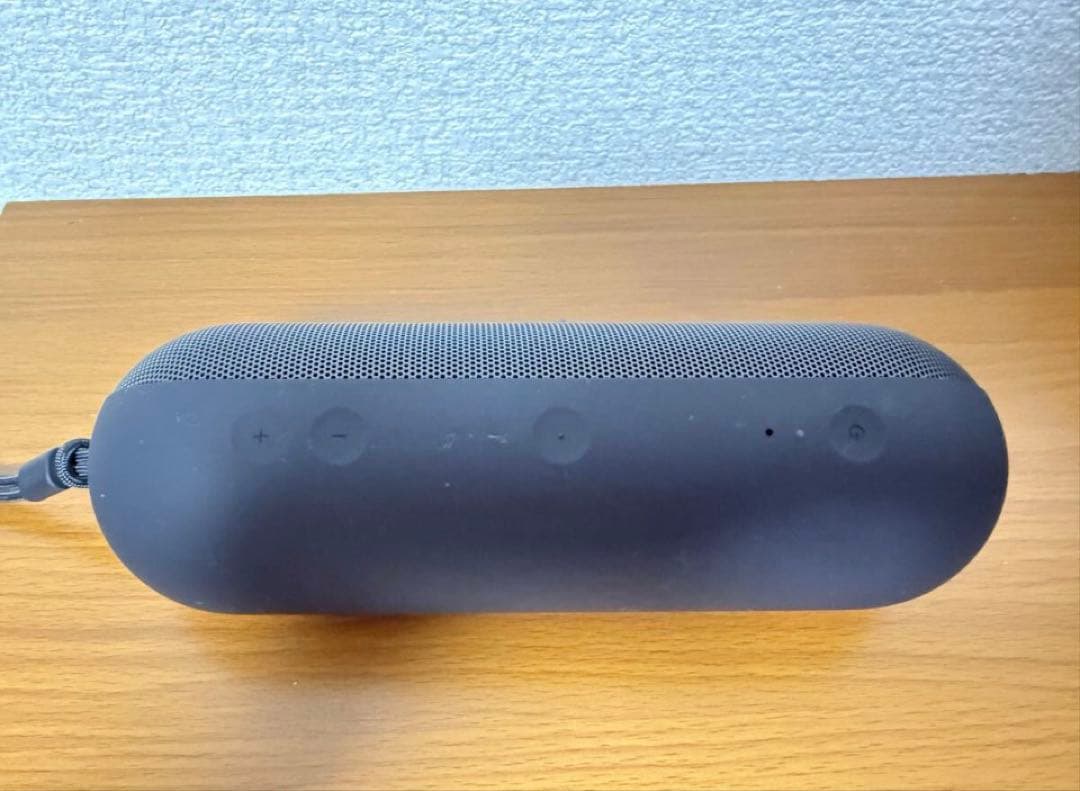 約8年ぶりの最新モデル　Beats Pill (2024) ブラック