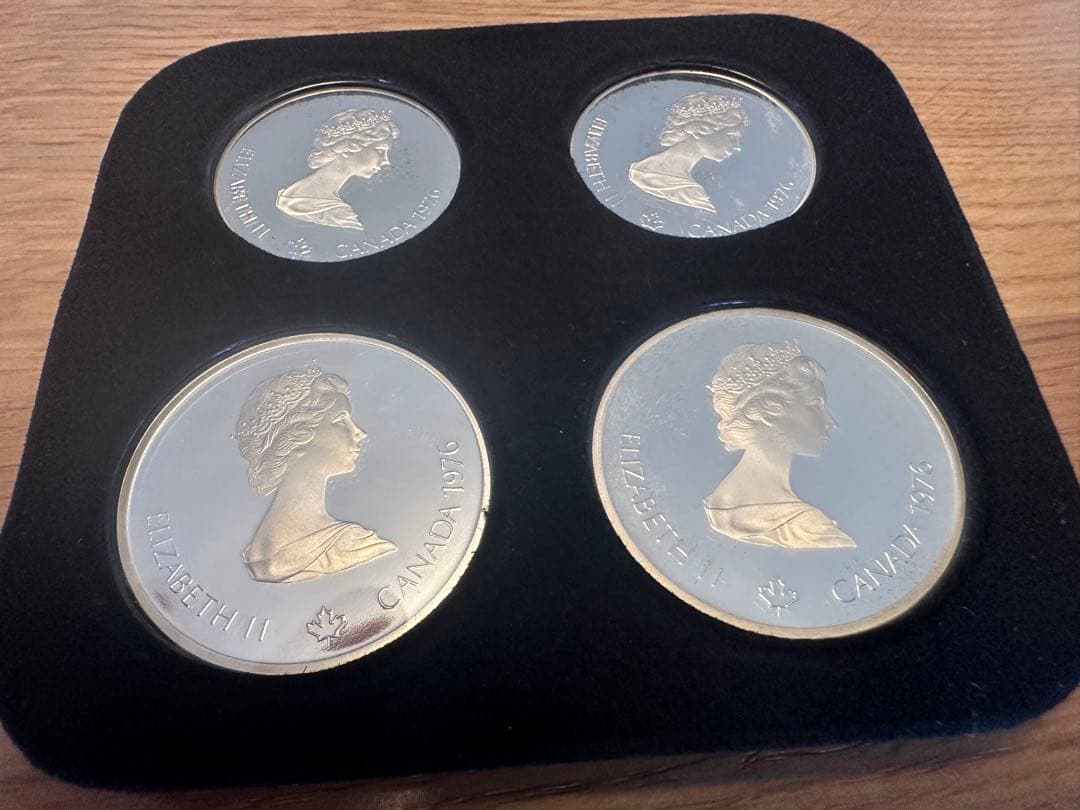 モントリオールオリンピック1976年銀製セット