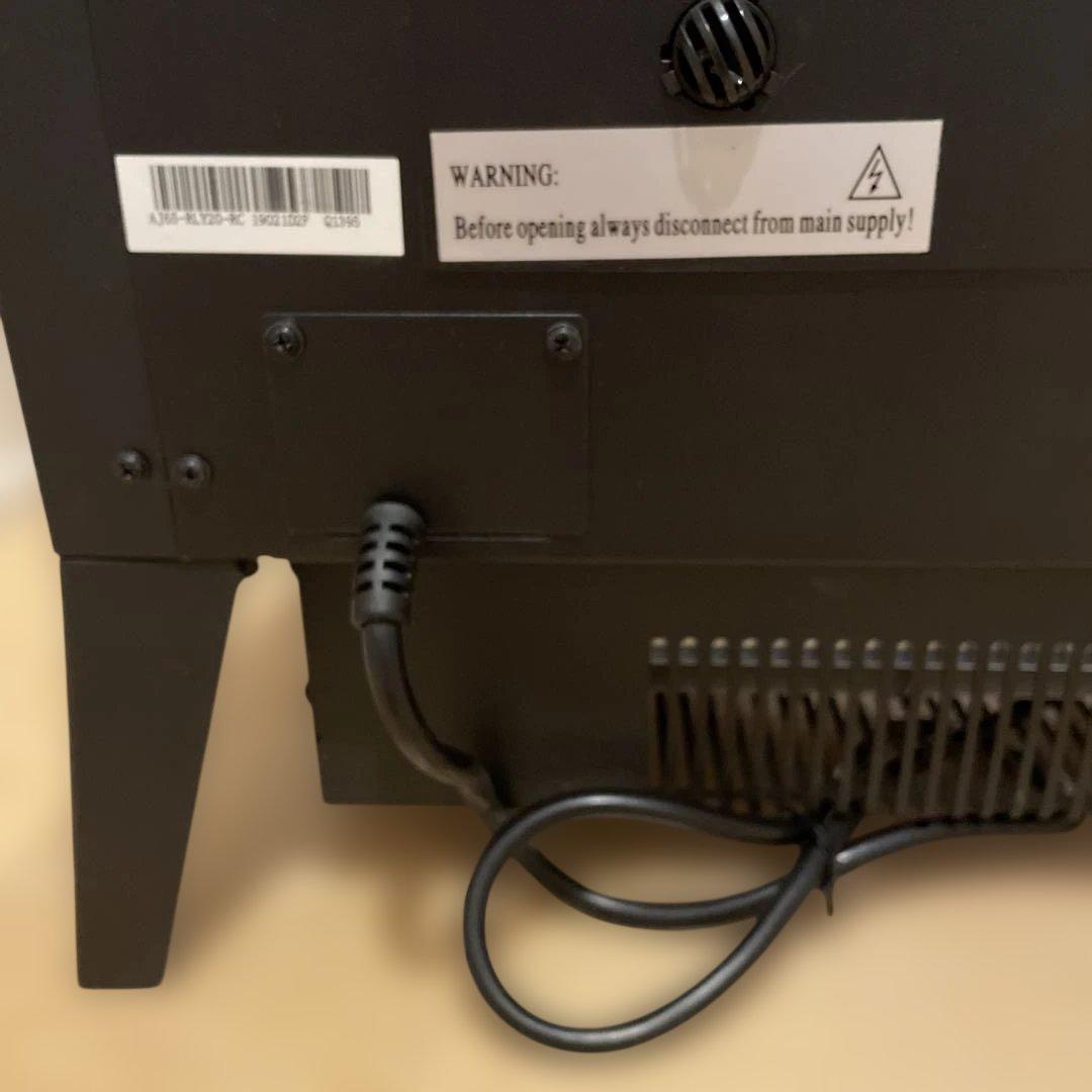 暖炉型電気ヒーター