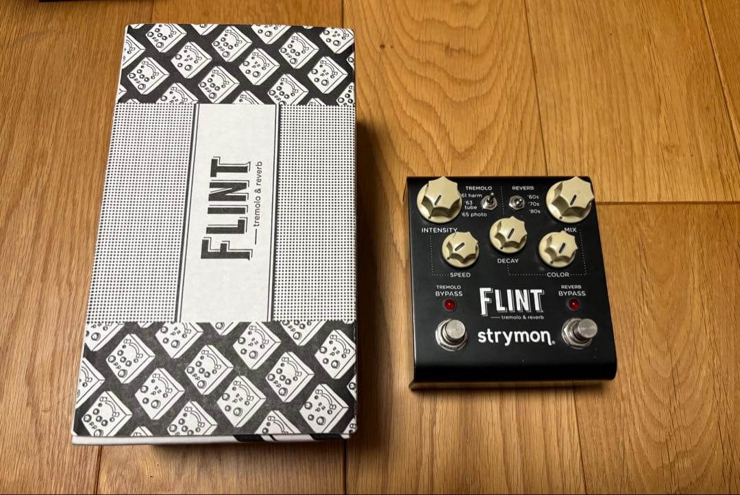 ギター Strymon FLINT V1
