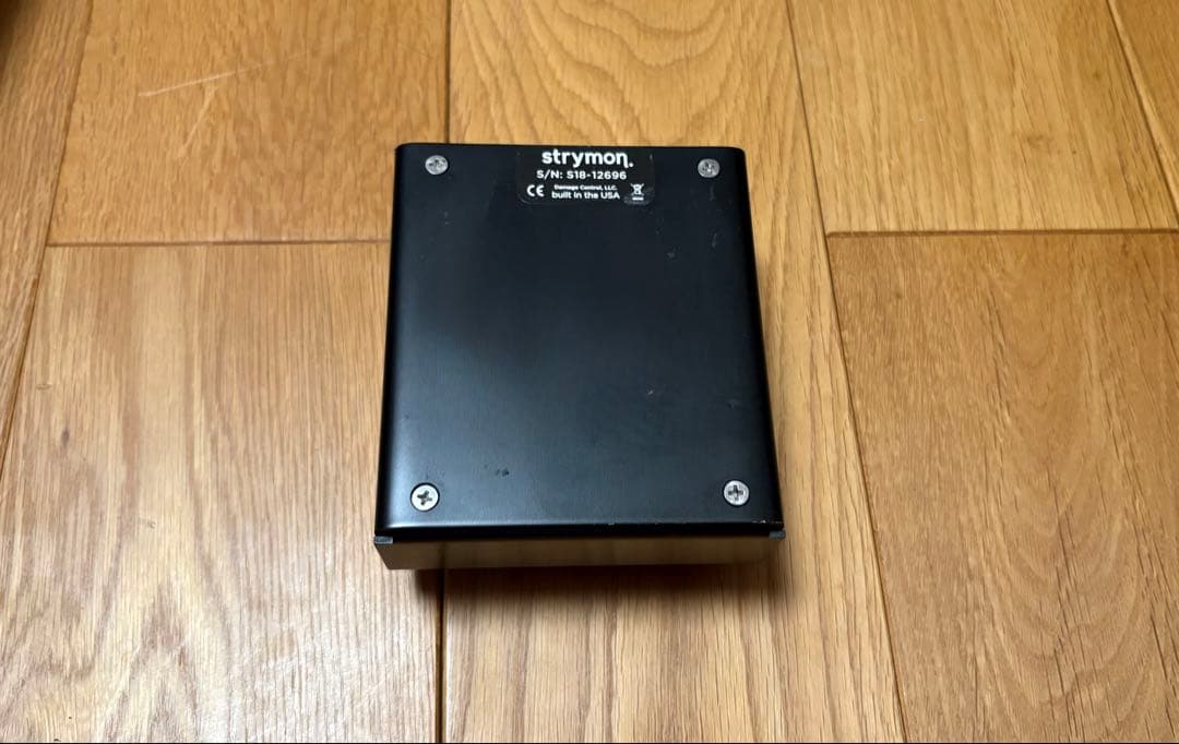 ギター Strymon FLINT V1