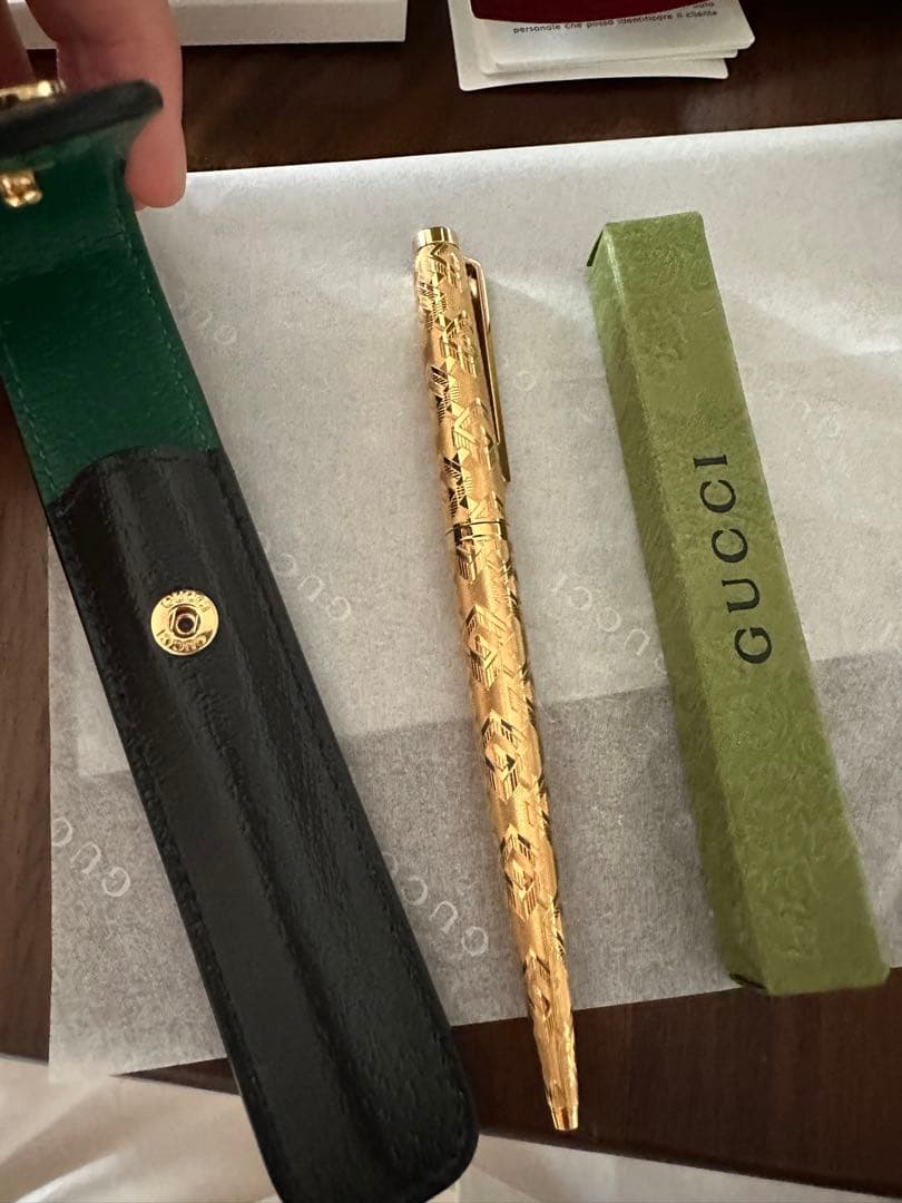 GUCCI ボールペン