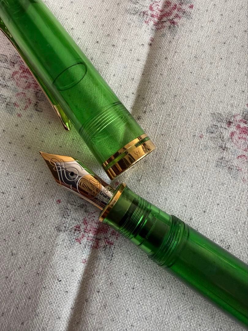 ペリカン万年筆M800、初期型グリーン透明、W-Germ any製