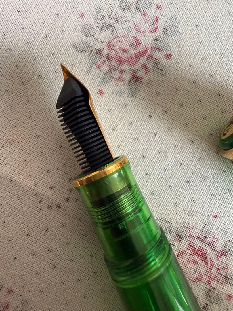 ペリカン万年筆M800、初期型グリーン透明、W-Germ any製