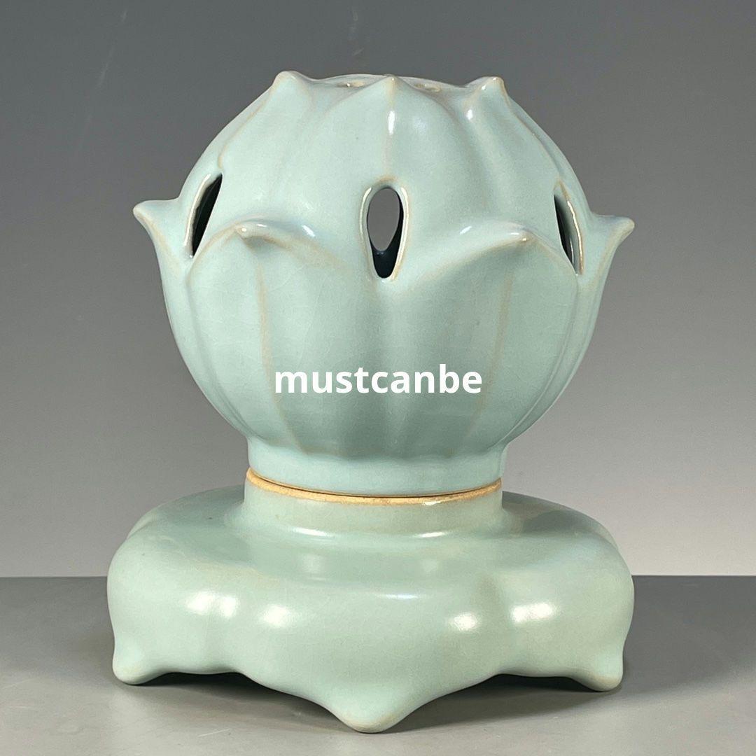 宋官窯汝磁器天青釉蓮華薫香炉 景徳鎮 陶磁器 装飾品 現代工芸品 美術品 置物