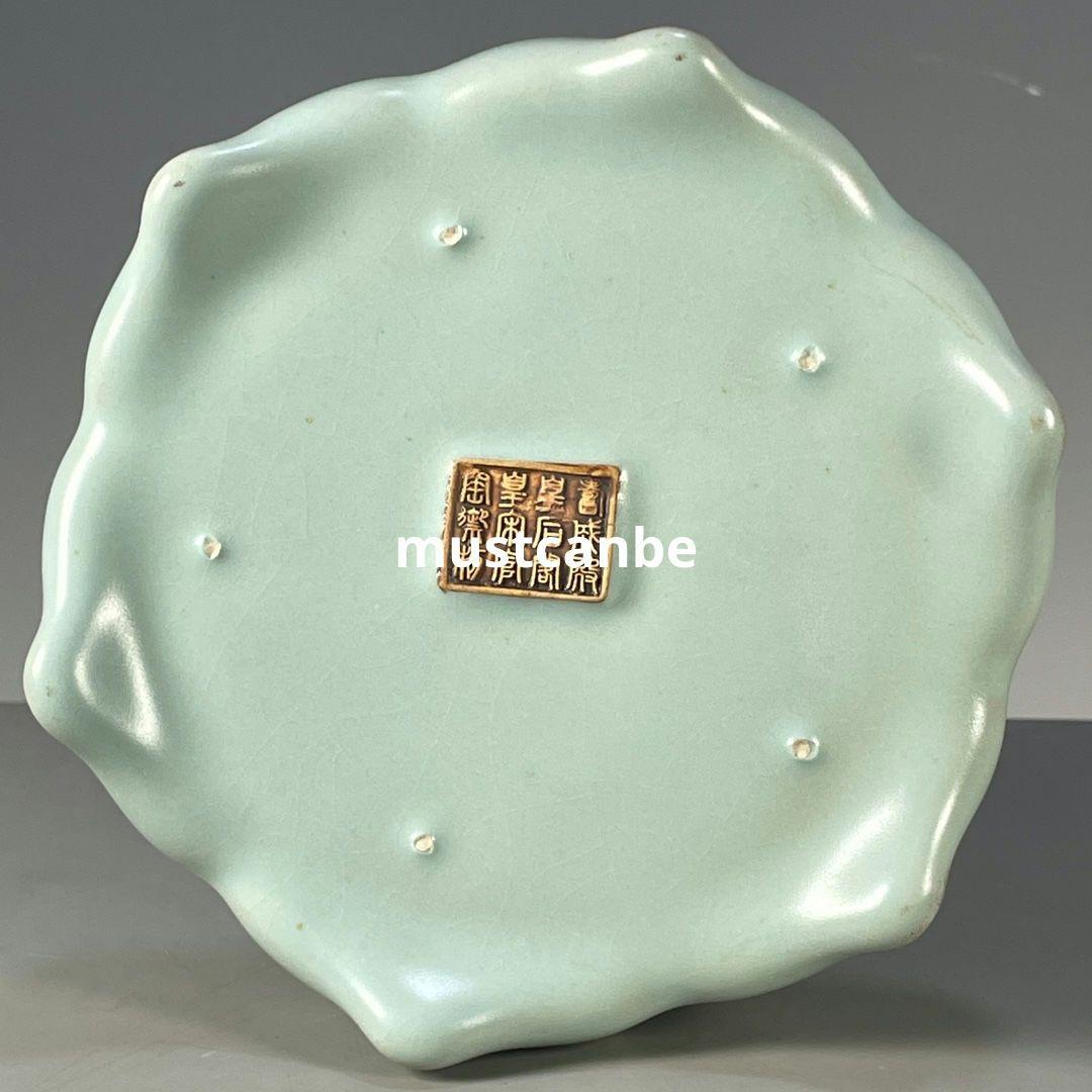 宋官窯汝磁器天青釉蓮華薫香炉 景徳鎮 陶磁器 装飾品 現代工芸品 美術品 置物