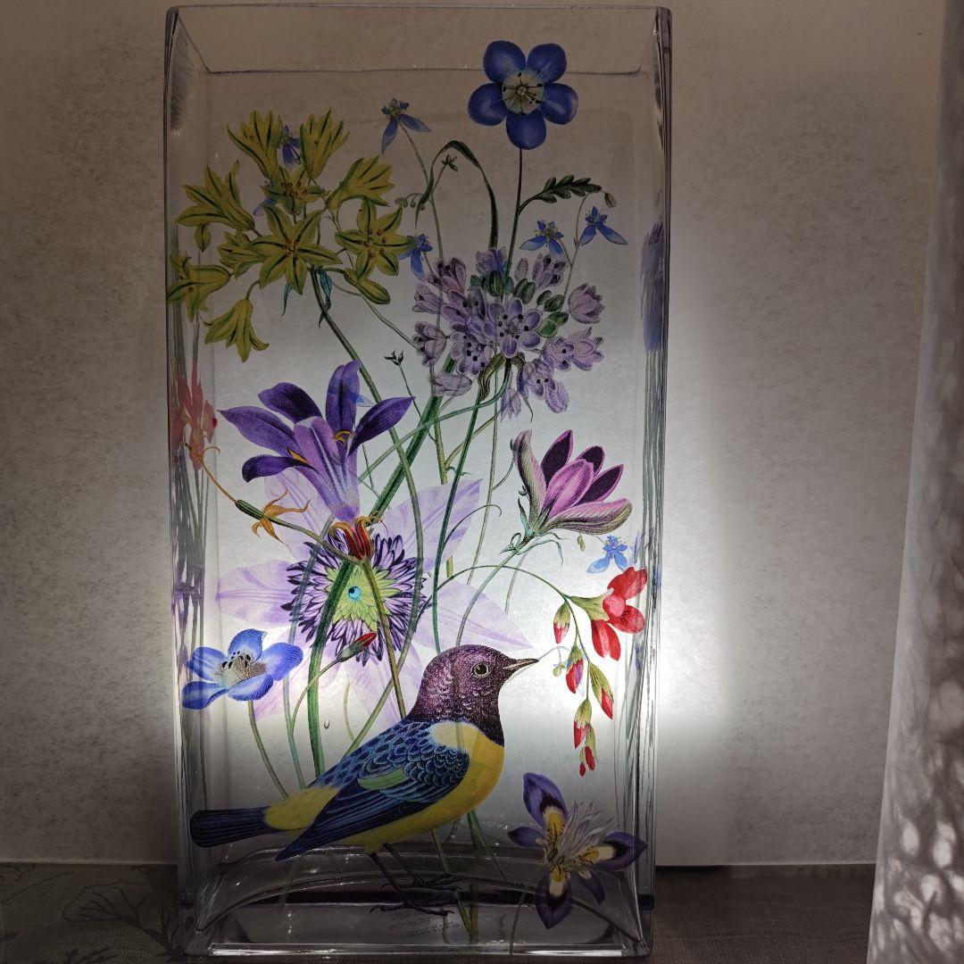 フリンジ ガラスアート 花瓶 フラワーベース 鳥 植物 花 絵画風