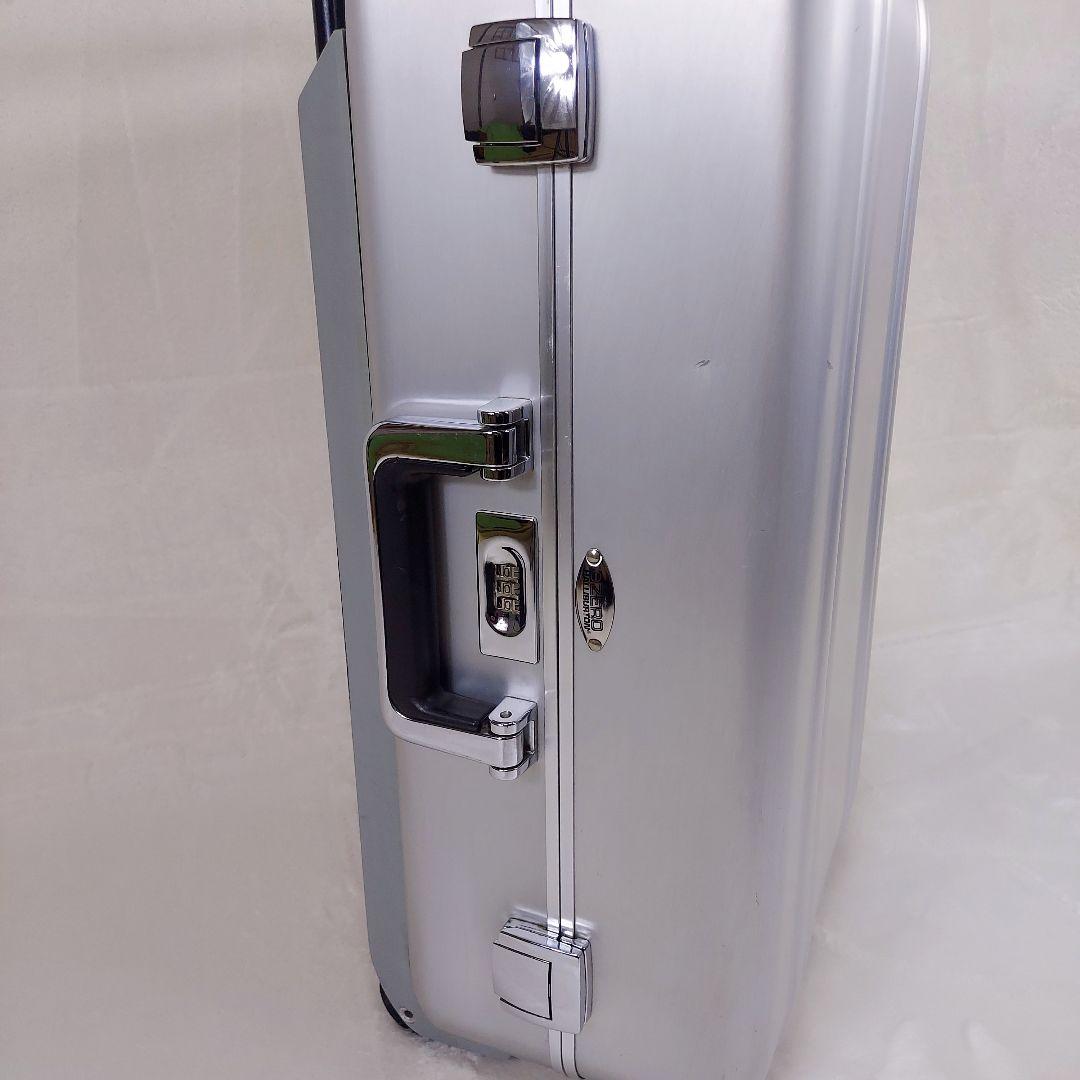 ゼロハリバートン　シルバー　アルミ　スーツケース　キャリーバッグ　2輪