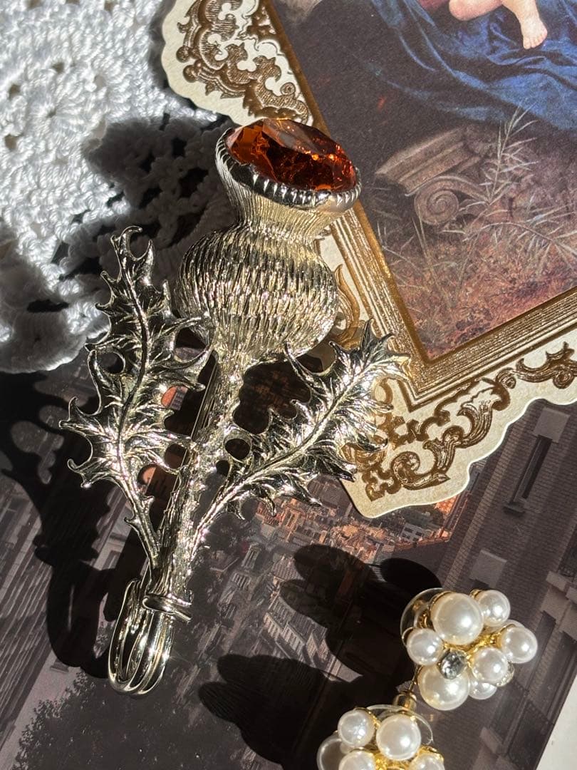 Miracle つめ草植物モチーフブローチ大きめ9.5センチ