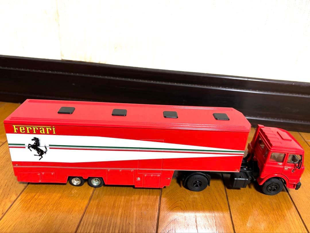 ミニカー FIAT 170 TRANSPORTO