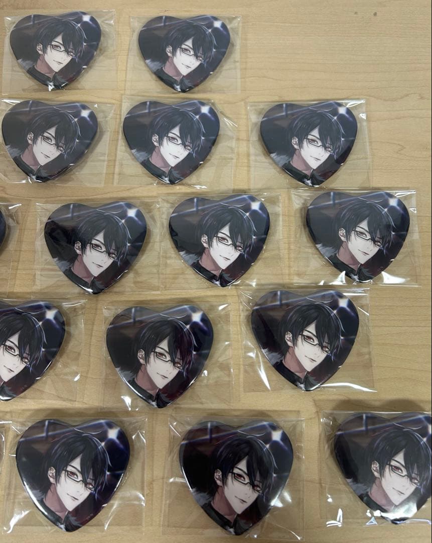 にじさんじ ハート型缶バッジ セット。