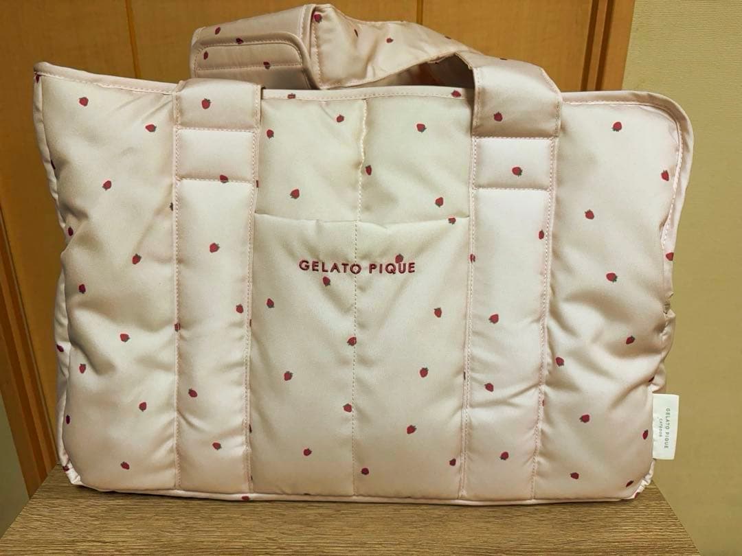 N gelato pique ストロベリーキャリーバッグ