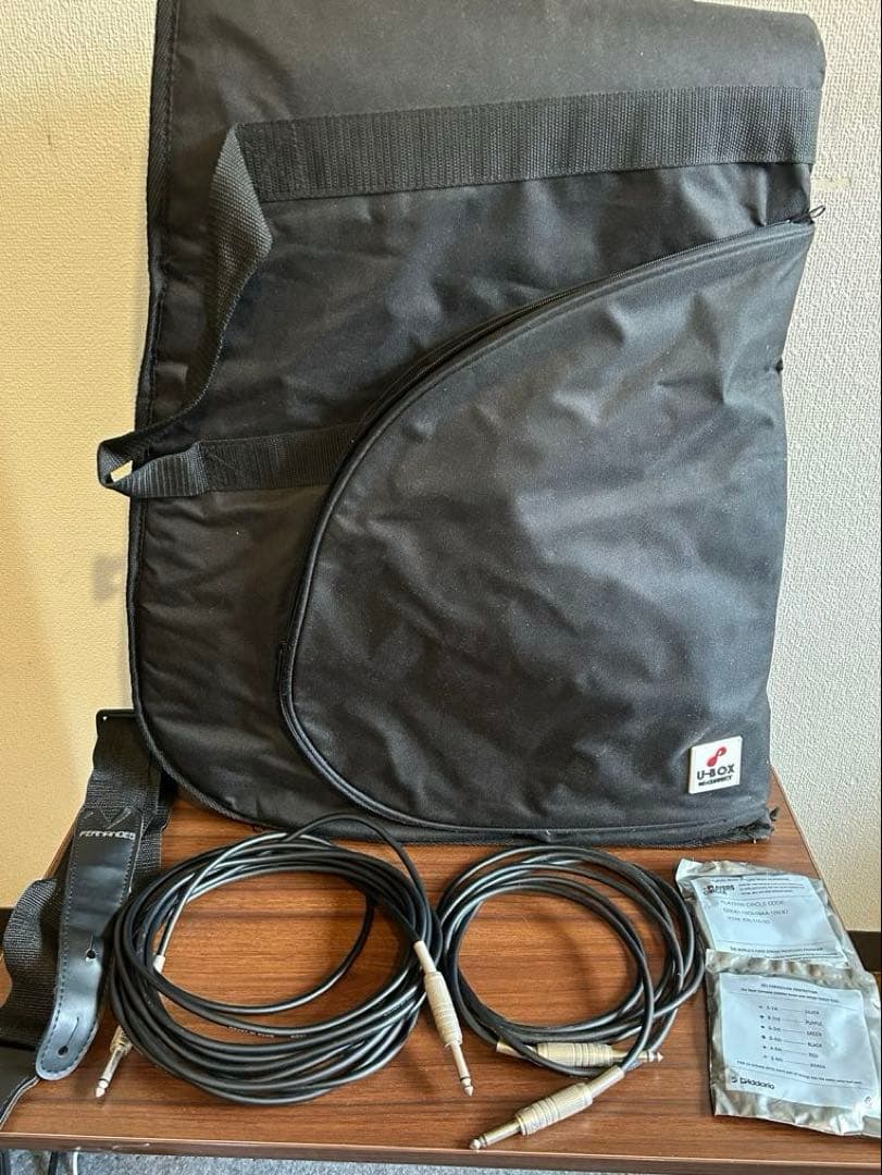 《即購入可》Fender Japan ストラトキャスター レッドJDシリアル