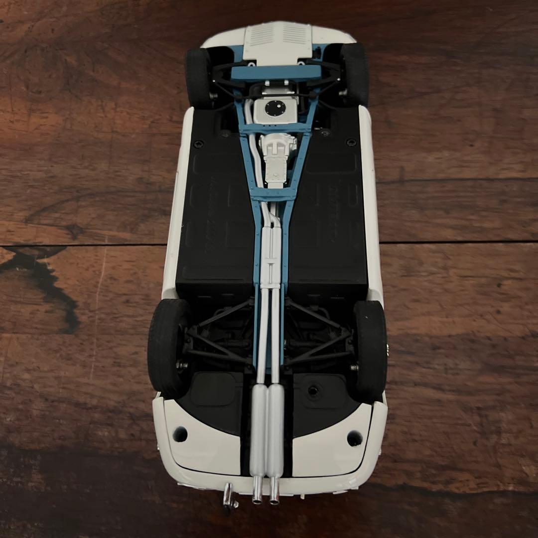 オートアート　1/18TOYOTA 2000GT カブリオレモデル　ミニカー