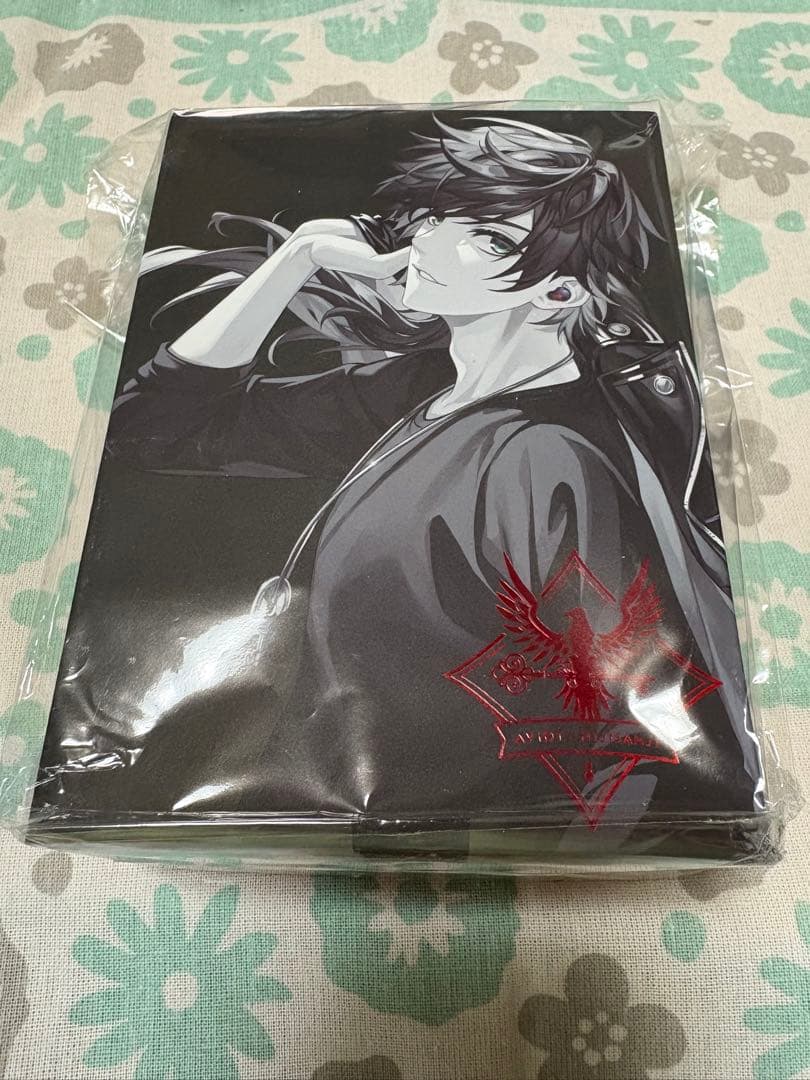 ローレン・イロアス AVIOTのコラボイヤホン