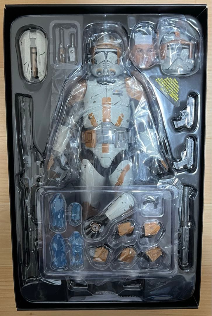 ホットトイズ スター・ウォーズ コマンダー・コーディ　フェイズ1ヘルメット付き