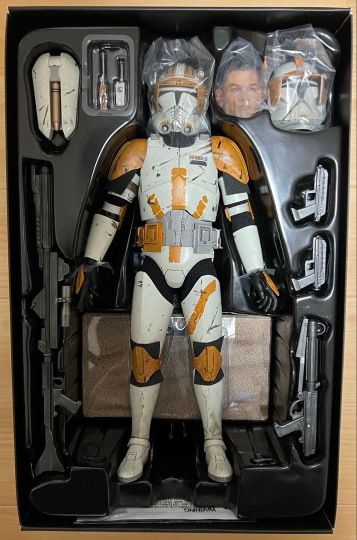 ホットトイズ スター・ウォーズ コマンダー・コーディ　フェイズ1ヘルメット付き