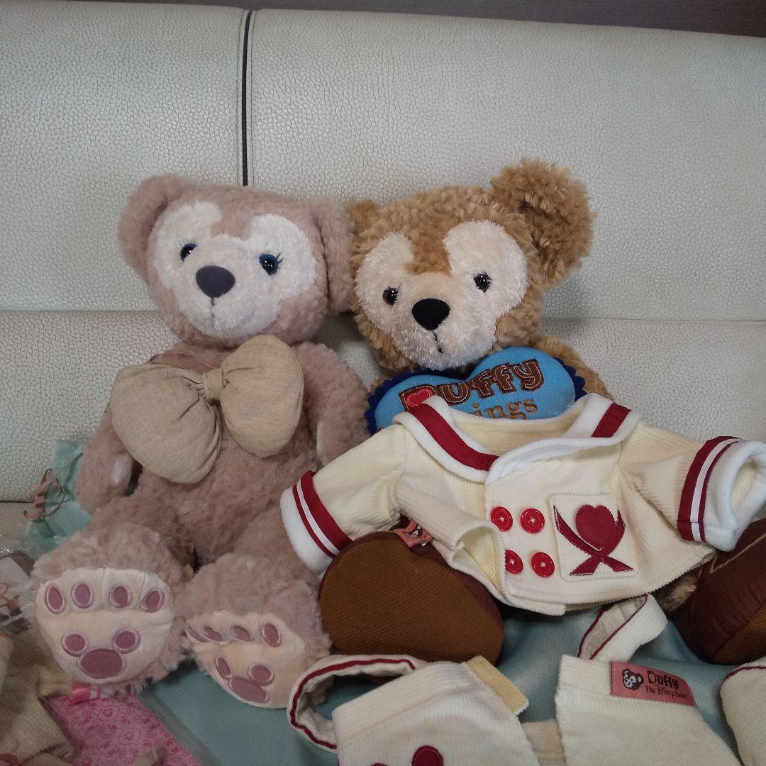 稲毛ダッフィーとシェリーメイの2体と衣装2セット