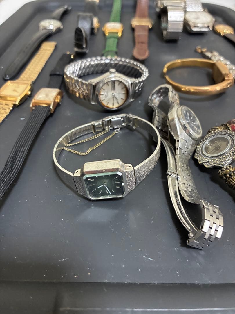 遺品整理　腕時計　まとめ　レア　希少　21個　写真追加6枚目から　最終値下げ