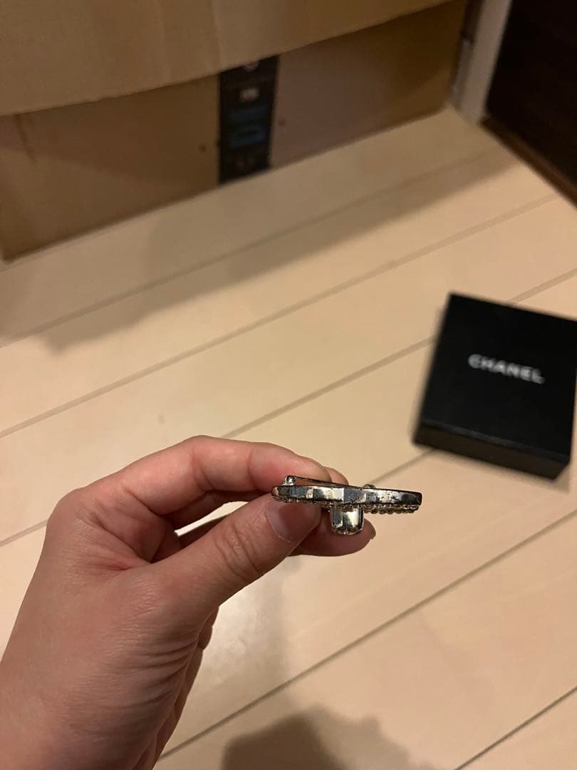 正規品　CHANEL ターンロック　ヴィンテージ　ブローチ シルバー