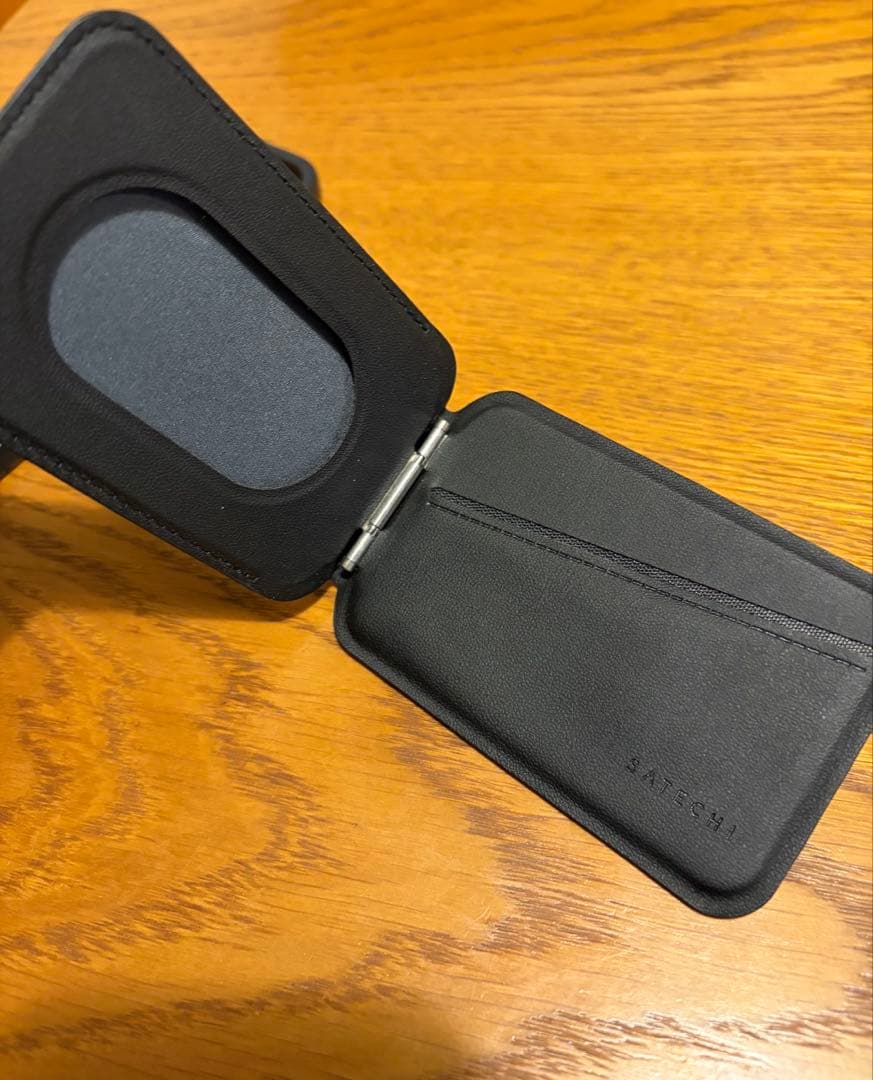 iphone air バンパー　satechi wallet