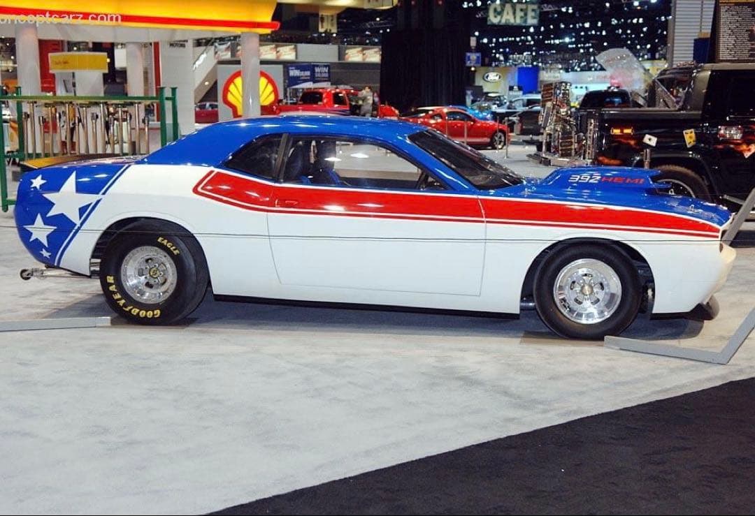 ハイウェイ61 2010 ダッヂ チャレンジャー 392 HEMI 1/18