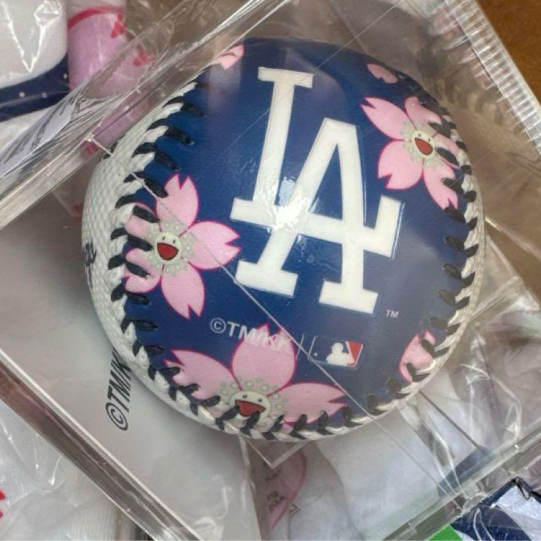 東京シリーズ2025 LA ドジャース 記念ボール 大谷翔平 村上隆