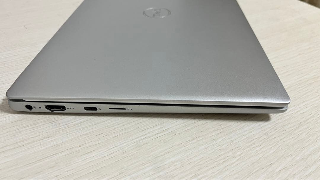 DELL ノートPC Intel Core i7 10th Gen 1TB