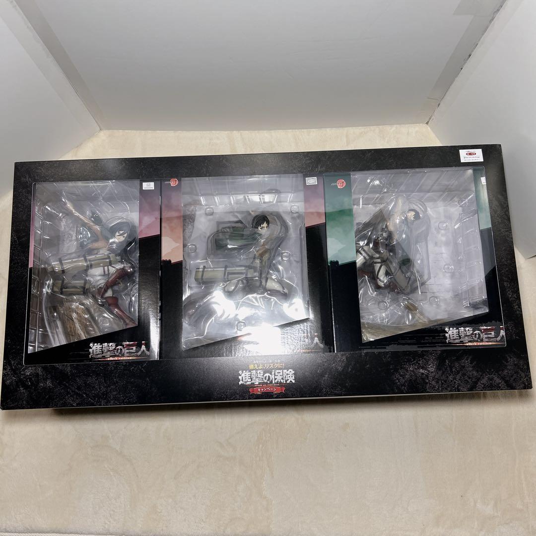 【未開封品】超希少 50名限定 進撃の巨人 エレン ミカサ リヴァイ
