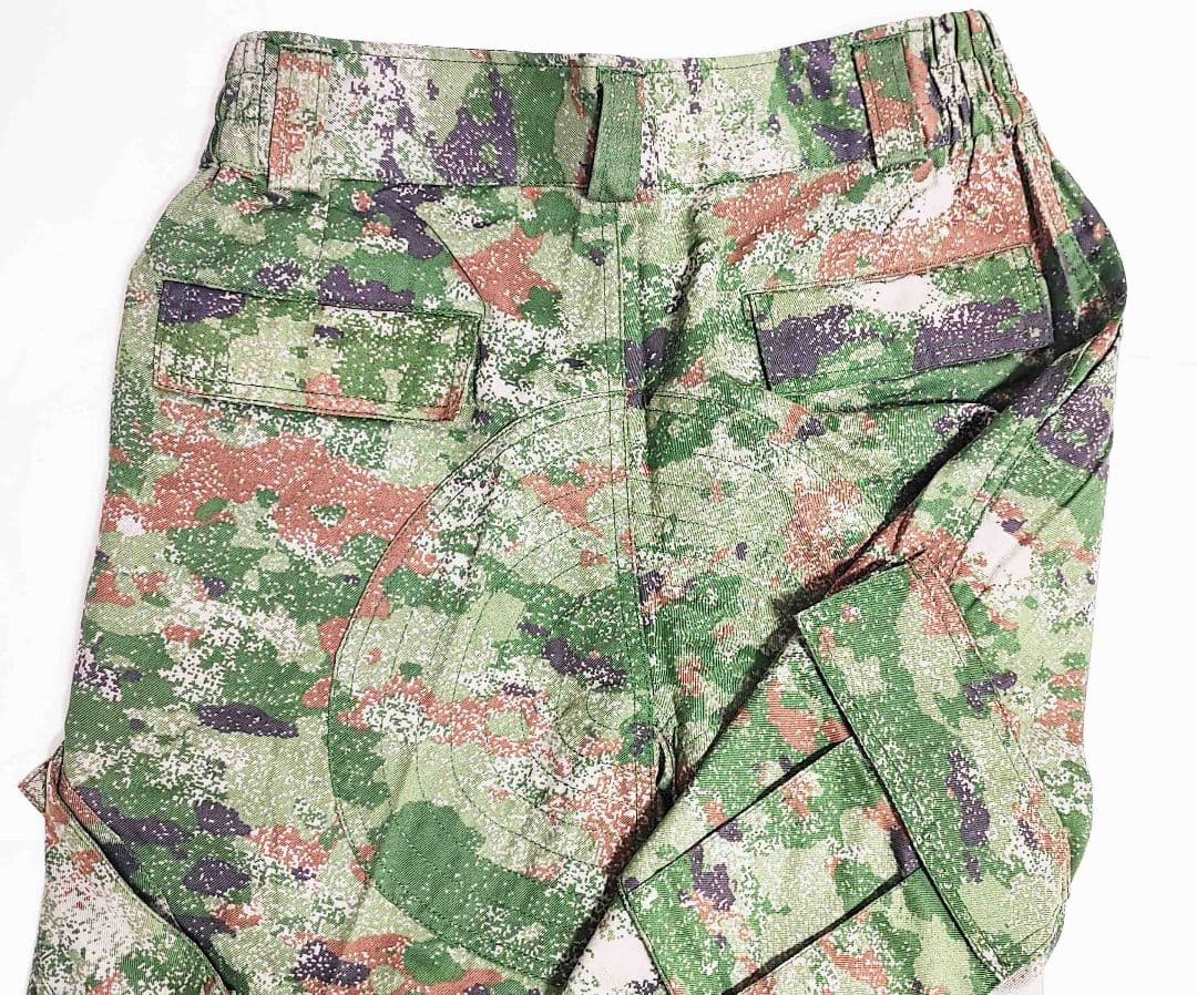 中国軍 中国人民解放軍 21式 星空林地迷彩 作戦服 戦闘服