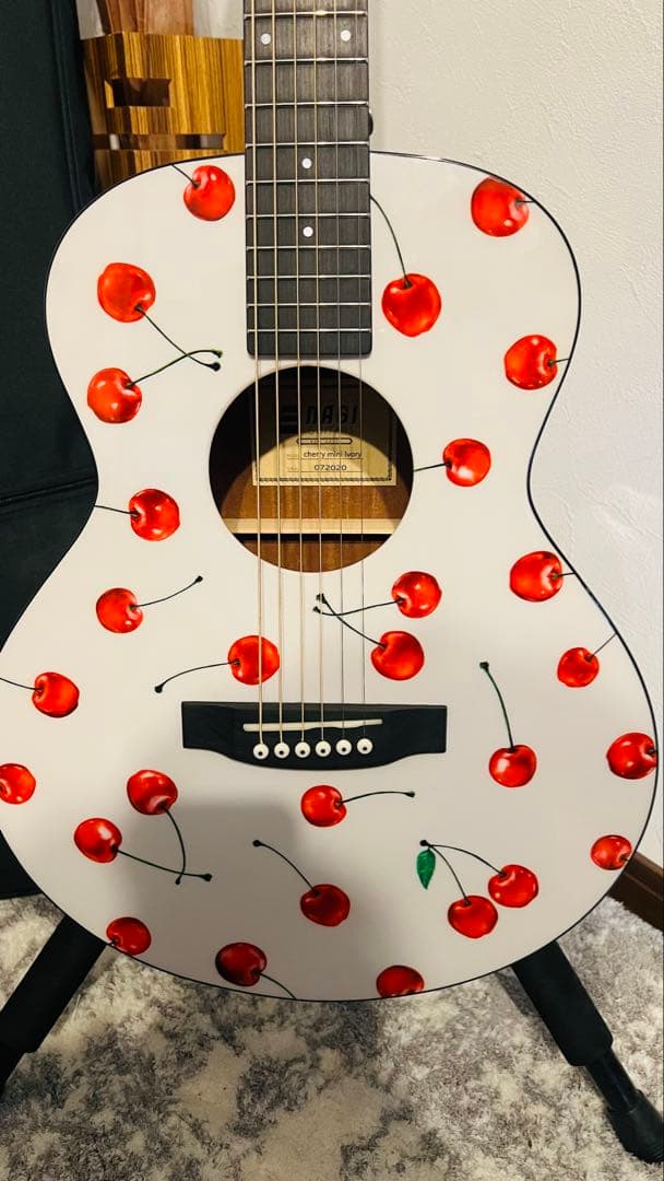 期間限定値下げNAGI GUITARS Cherry Mini